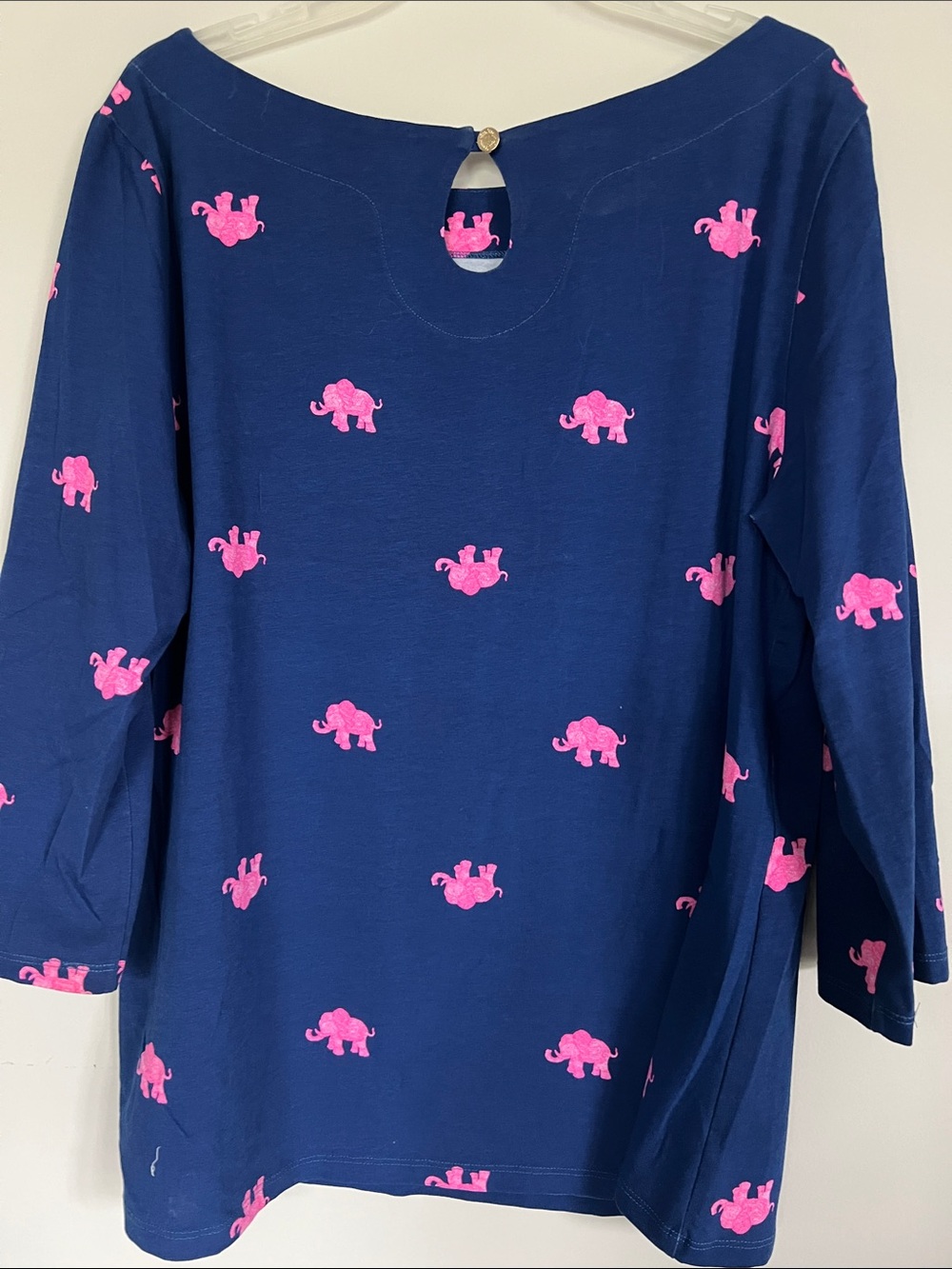 Lilly Pulitzer Navy Top shirt with Pink Elephant Motif XL like new 3/4 sleeve - Picture 4 of 6